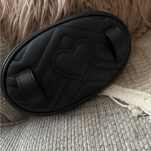 Gucci Black Quilted Leather bum bag. Only - Picture 6 of 11